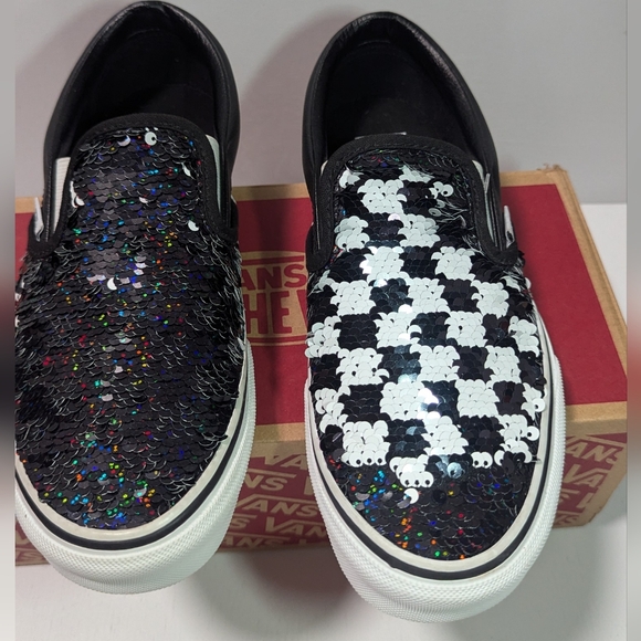 Vans Classic Slip-on Flipping Sequins Black/ White. - Picture 1 of 11